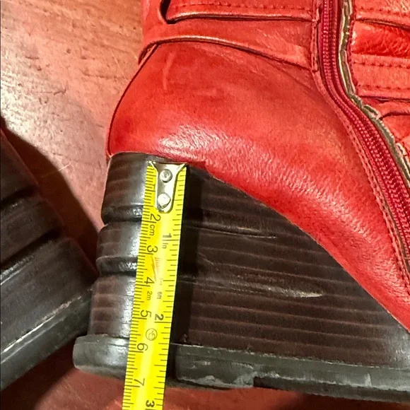 Miz Mooz Red Leather Knee-High Wedge Boots. Size 6.5 - Picture 11 of 13